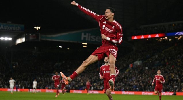 liverpool leeds ekitike~2